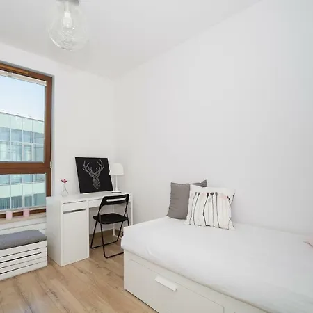 Chill Out Like A Local From Downtown Apt For 6 Parking * Γκντανσκ